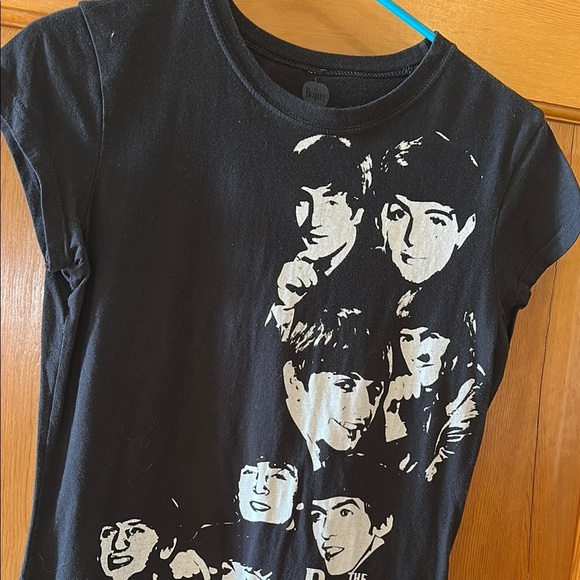 The Beatles Black Ladies T-Shirt - Picture 6 of 6